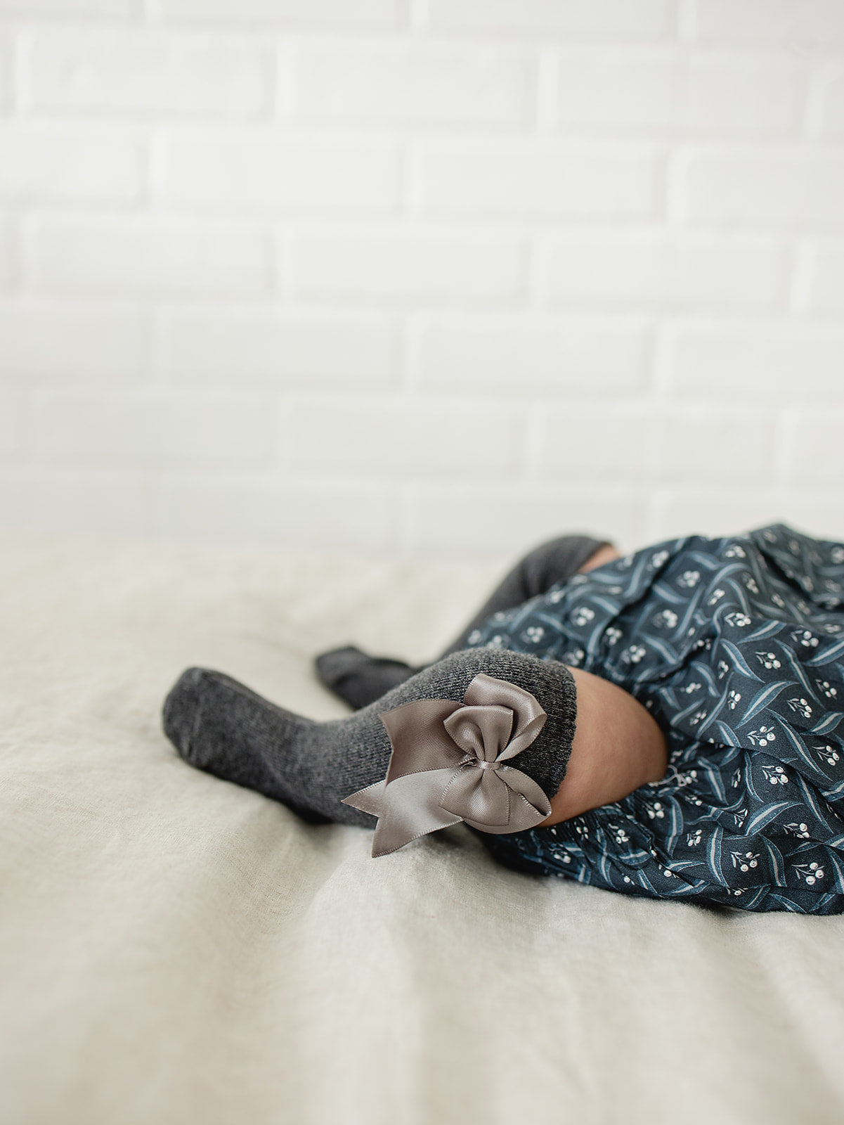 High Rise Bow Socks