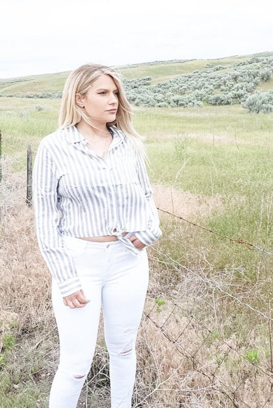 Ocean Avenue Button Down Tie Top