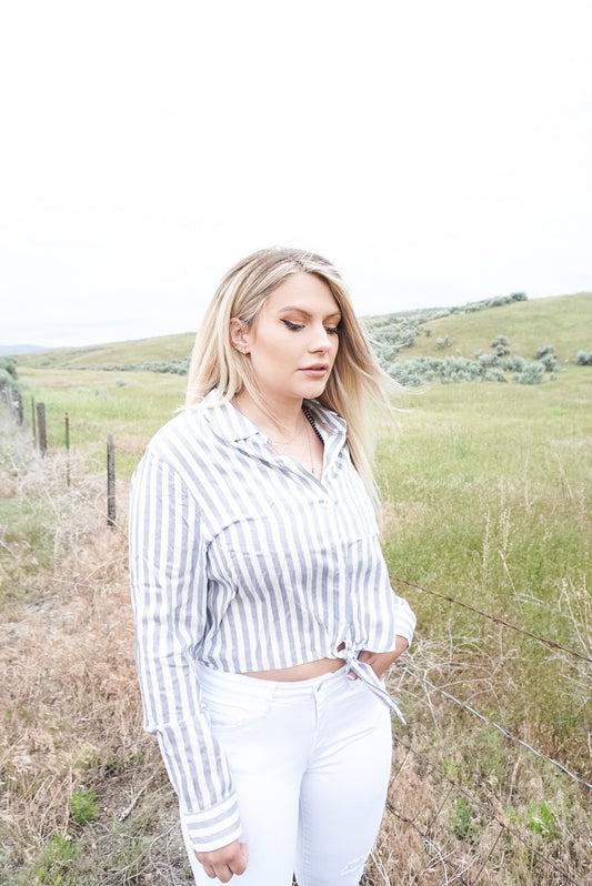 Ocean Avenue Button Down Tie Top